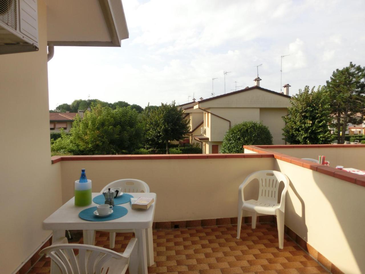 Loriana Apartman Bibione Kültér fotó